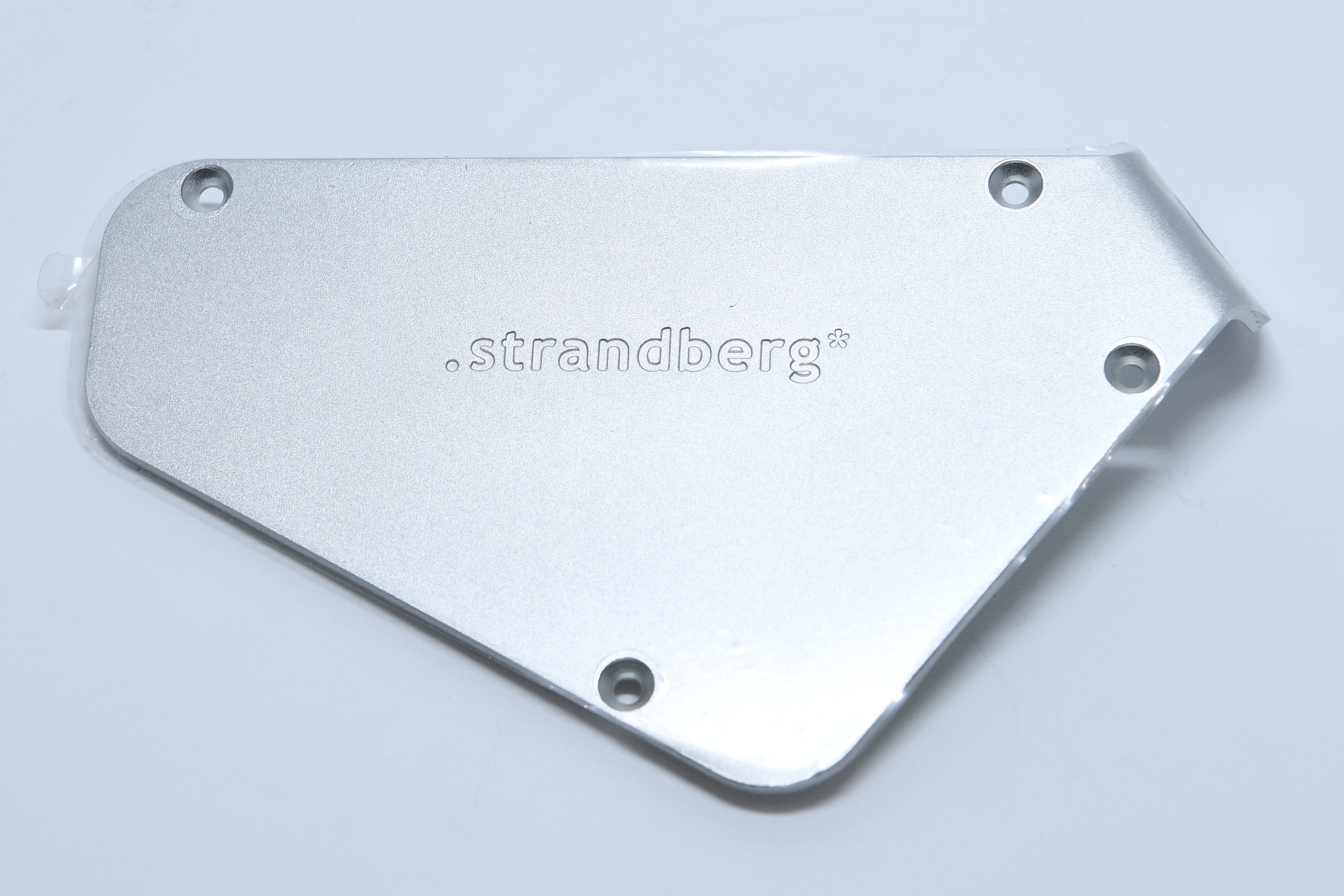 -White SIlver- .strandberg* Backpanel